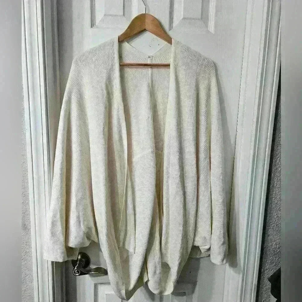 Lululemon Cashlu™ Knit Textured Wrap Heathered White Opal - Picture 2 of 7